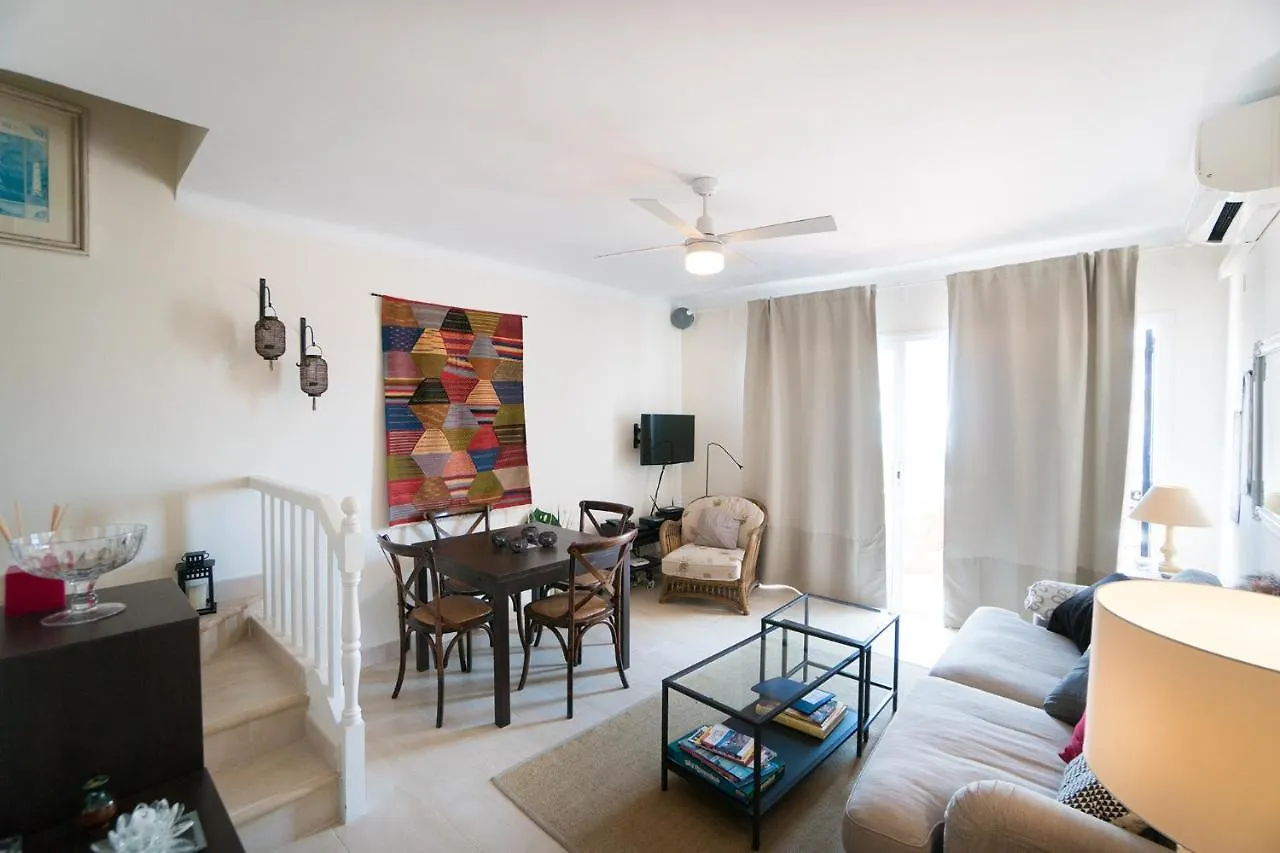 Urb. La Hacienda, 16 Apartment Nerja